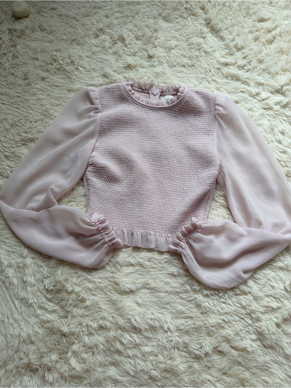 Aritzia cropped baby pink blouse with ruffled long sleeves